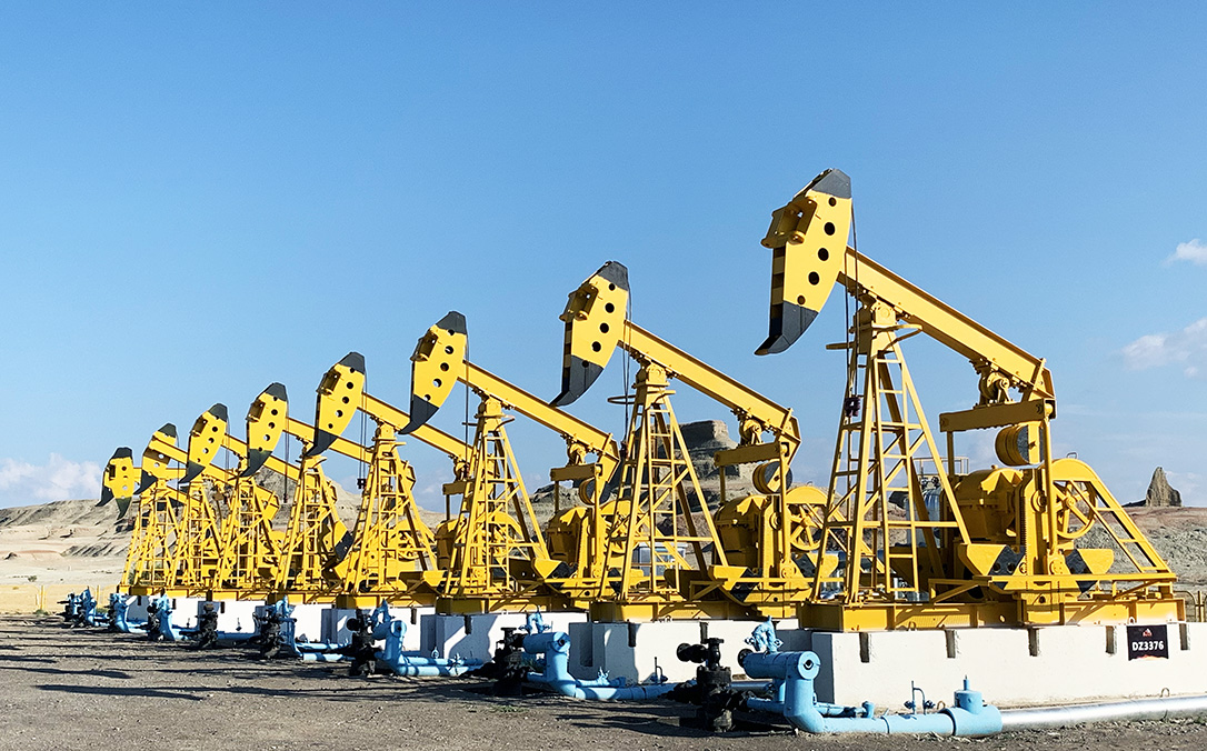 生活以死相逼，你要一直争气